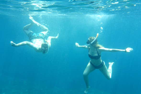 Snorkel e paddle surf em Cala Codolar