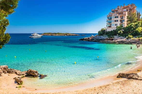 Excursão à praia de Ses Illetes de barco