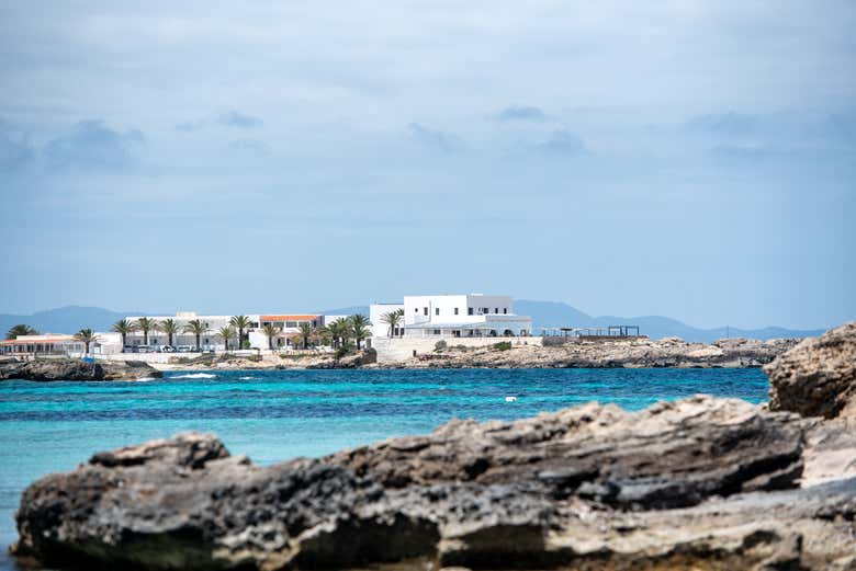 Paisagens de Es Pujols, no leste de Formentera