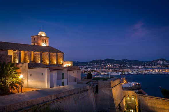 Tour noturno pela cidade de Ibiza e Dalt Vila