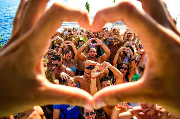 Festa de barco e discoteca em Praia d’en Bossa