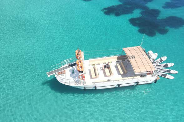 Passeio de barco por Cala Salada e Cala Conta