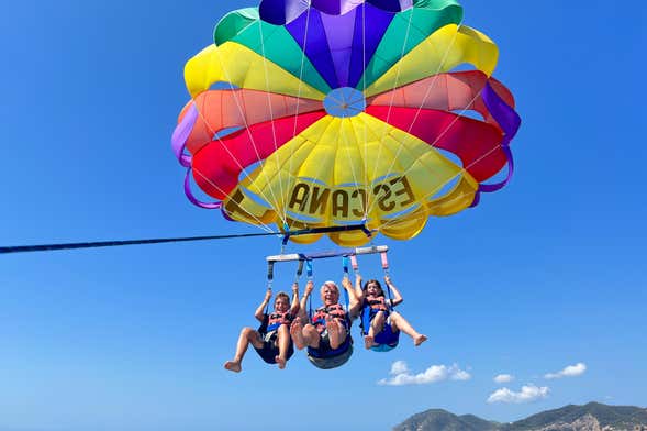 Parasailing em Santa Eulalia del Río